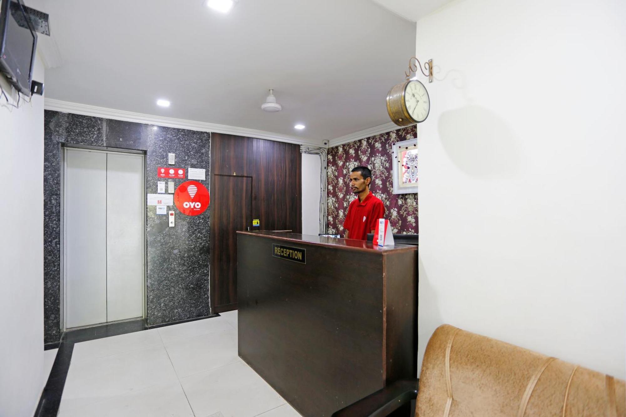 Oyo Flagship Hotel Golden Wings Udaipur Dış mekan fotoğraf