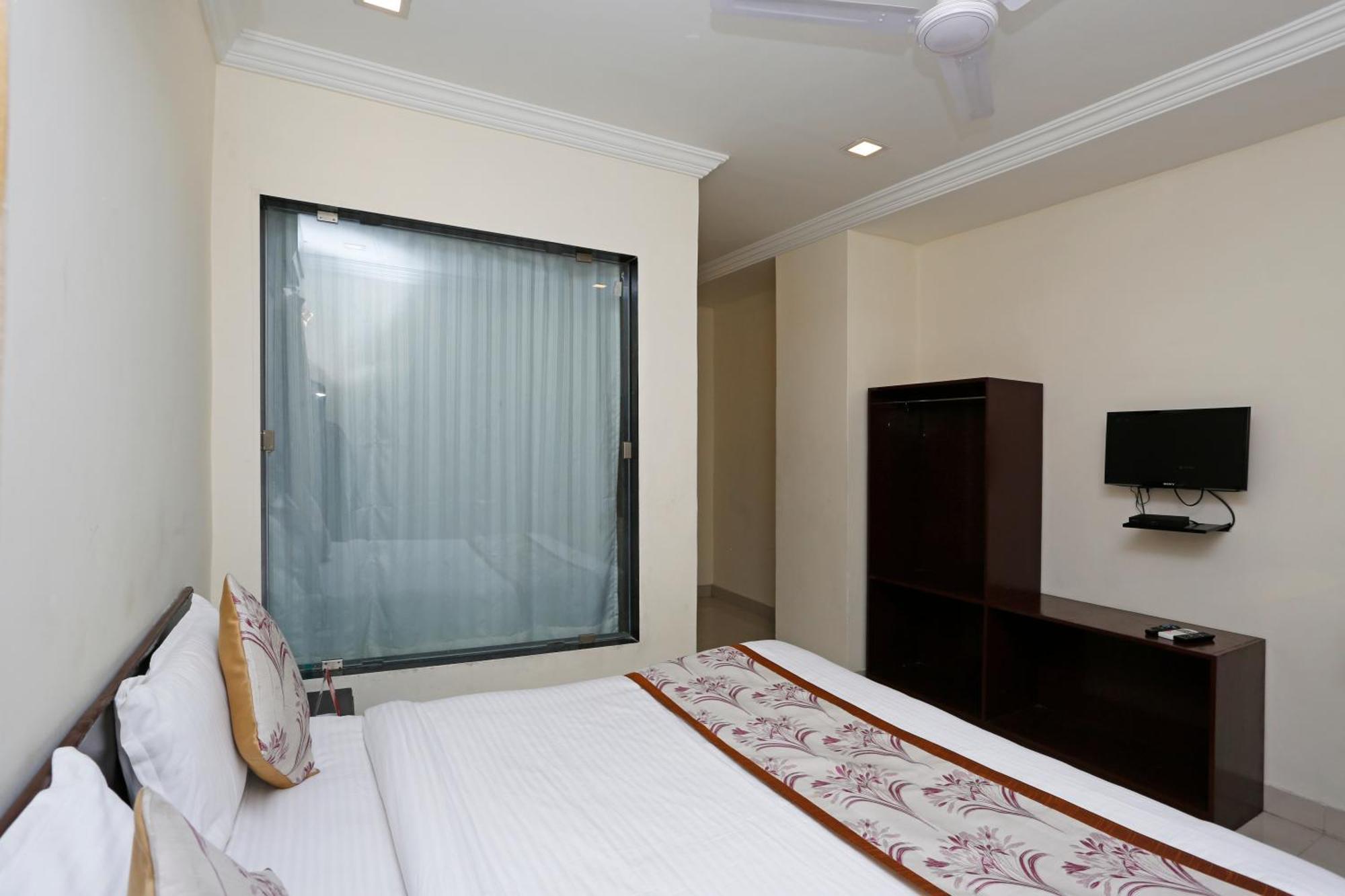 Oyo Flagship Hotel Golden Wings Udaipur Dış mekan fotoğraf